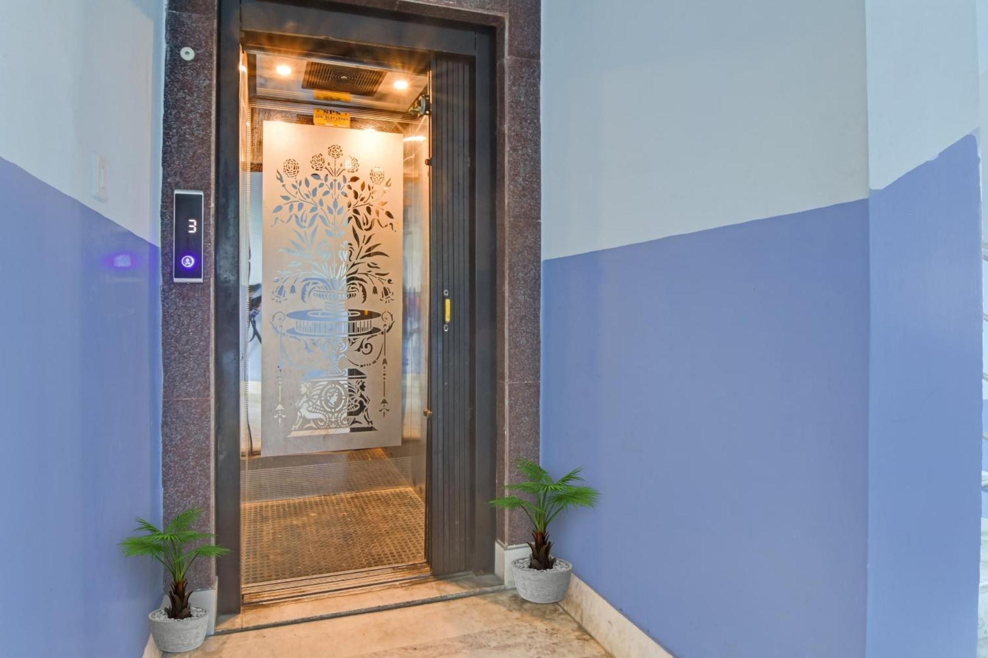 Hotel O Royal Residency Kolkata Eksteriør bilde